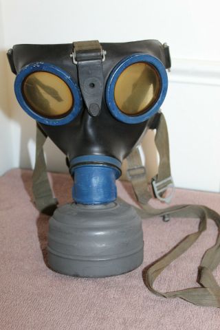Ww2 German Army M38 Rubber Gas Mask W/fe41 Filter,  1944 Dated