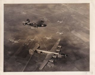 Wwii Aerial Photo Aaf 451st Bomb Group B - 24 Bombers Flight Formation 38