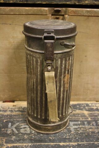 Ww2 German Wehrmacht Gas Mask Cannister Container Box 1940 Winter Camo