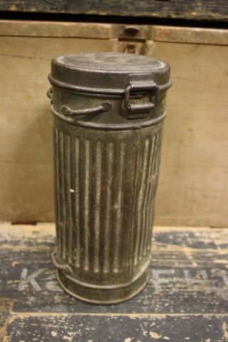 WW2 German Wehrmacht Gas Mask Cannister Container Box 1940 Winter Camo 3