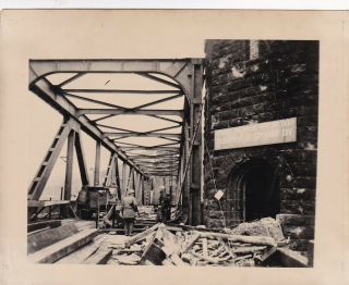 Wwii Photo 9th Armored Division Captured Ludendorff Bridge Remagen 76