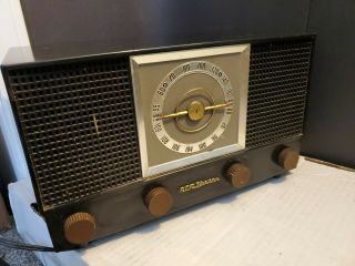 Vintage Rca Victor 1950s Golden Throat Model 6 - Xf - 9 Vacuum Tube Radio Bakelite