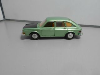 Gama Made In Western Germany Volkswagen 411 Tl Green Vintage Classic Car 1/43