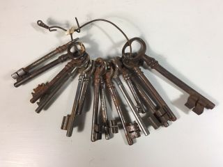 14 Vintage / Antique Skeleton Keys 2 3/4 " - 5 " Long,  No Brass,  Some Rust