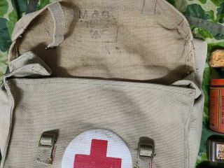 WW2 British Army First Aid Kit Outfit Shell Dressing Bag Tourniquet Elastoplast 2