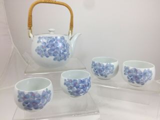 Vintage Japanese Porcelain Teapot Wicker Handle & 4 Cups Blue Hydrangea Flowers