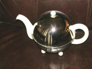 VINTAGE EVER - HOT TEAPOT MADE IN ENGLAND INSULATED CHROME DOME ART DECO - LOOK 2