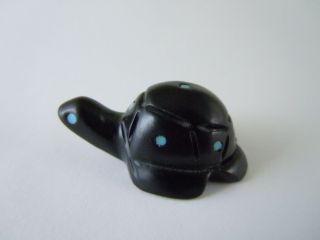 Jet Black Round High Dome Zuni Spotted Turtle Fetish Carving Emery Boone 62