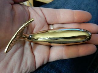 RARE Virginia Metalcrafters small brass whale paperweight,  Moby Dick,  VM stamp 2