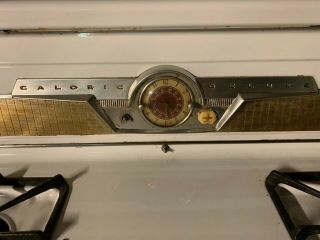 Caloric Deluxe 1950s/early 60s White Vintage 4 - Burner Gas Stove w/ Oven 4