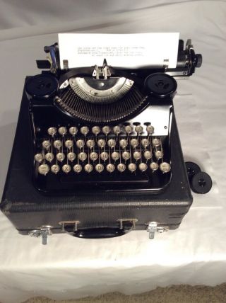 Vintage 1935 Underwood Portable Typewriter -