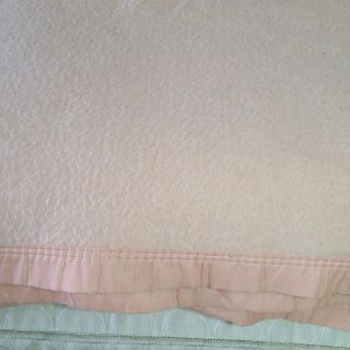 Pretty vintage PINK satin trim blanket 98” x 94” bedding 2