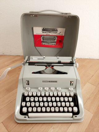 Vintage Hermes 3000 Switzerland Portable Typewriter With Case