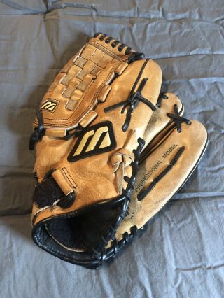 Mizuno Vintage Mvt1253 Professional Model Baseball Glove 12.  5 " Rht