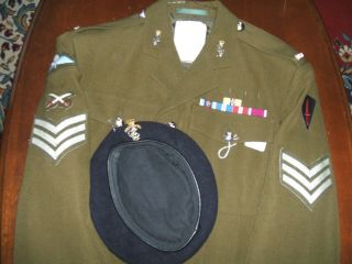 British Reme Uniform Tunic & Beret,  Para,  Qeii