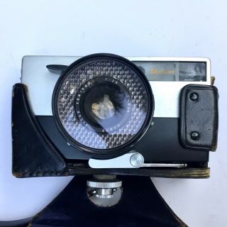 Vintage Ricoh Ricohmatic 35 Kominar1:2.  8 F=4cm Camera W/ 52mm 1a Filter Japan