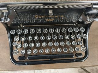 TYPEWRITER CONTINENTAL STANDARD 465.  818 FROM 1932 - NO RISK WITH 5