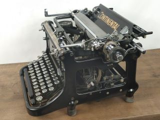 TYPEWRITER CONTINENTAL STANDARD 465.  818 FROM 1932 - NO RISK WITH 6