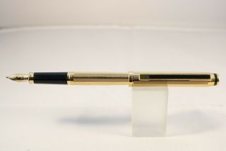 Vintage (c1993) Cross Signature Electroplated Gold Barleycorn Broad Fountain Pen 2