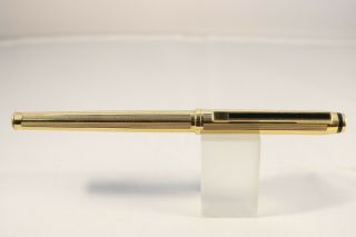Vintage (c1993) Cross Signature Electroplated Gold Barleycorn Broad Fountain Pen 3