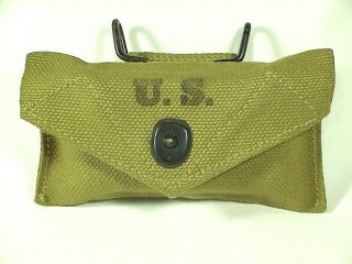Early W.  W.  I I - First Aid Pouch Kit - Dated 1941