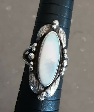 Vintage Sterling Mother Of Pearl Navajo Ring Marked " Circle J.  W.  " Size 9 1/2