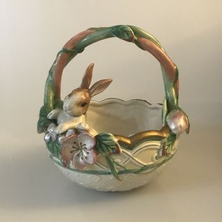 Vintage Fitz And Flyod Classics Bunny Basket With Pearlescent Flowers