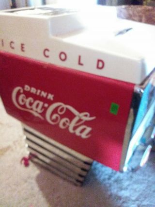 Vtg 1950s Coca Cola Dole Director Dispenser D500C.  Lghts/compressor do work 6