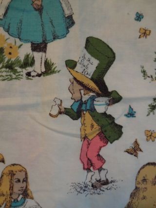 VINTAGE Alice in Wonderland Fabric Curtain & Humpty Dumpty 70 