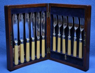 Vintage Set Of 6 Antique Silver Plated Fish Knives & Forks In The Box