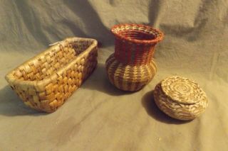 3 Vintage Hand Woven Baskets Native Rye Straw Style American Indian Souvenirs