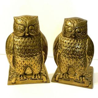 Vtg.  Ornate Brass Figural Owl Bookends W/ Mcm Scroll Design - 5 " Tall
