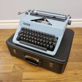 1968 Facit Tp2 Typewriter,  Made In Sweden,  Portable Typewriter With Case,