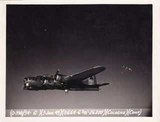 Wwii Photo Aaf 398th Bomb Group B - 17 Bomber Flight Mission Cologne 28