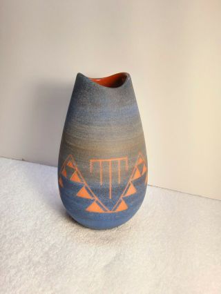 Vintage American Indian Sioux Pottery Vase Signed Garner