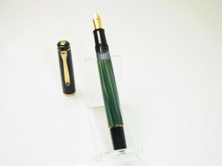 Pelikan M200 Green Marbled Pistonfiller Fountain Pen M Nib