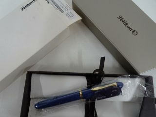 Pelikan Special Edition M120 Iconic Blue Fountain Pen Gold Trim 809726 Fine