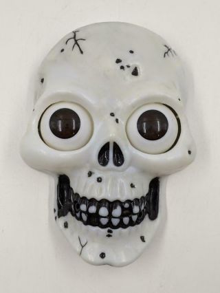 Vintage 2000 Playtronix Halloween Motion Activated Talking Skull With Moving Eye