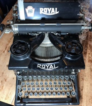Royal Typewriter Model 10 - Dual Beveled Glass Panels & Keys - Does Not Work Well