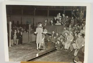 Rare Wwii Photo 305th Bomb Group Uso Performer Singer Frances Langford