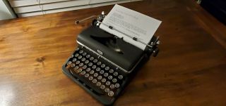 1939 Royal Quiet Deluxe Black/chrome Vintage Typewriter W/case.  Well.