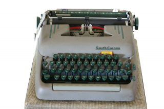 1955 Smith Corona Silent 5t Series Portable Typewriter And Case