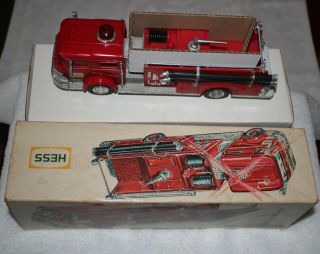 1970 Hess Toy Fire Truck With All Inserts And Battery Card
