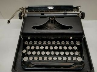 Vintage Royal Portable Typewriter - Touch Control With Case Estate Find Read