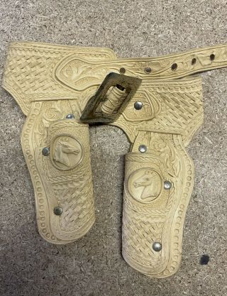 Vintage Toy Western Cowboy Guns,  Holster belt 3