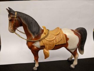 Vintage Hard Plastic Brown And White Horse With Saddle Size 8 "