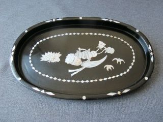 Vintage Chinese Inlaid Mother Of Pearl Black Lacquered Paper Mache Cards Tray