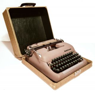 Smith Corona Sterling Portable Typewriter 1950s With Case &