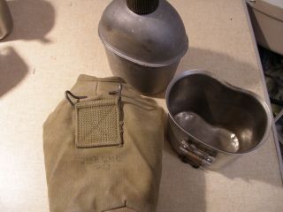 Ww2 Us Canteen,  1944; Cover,  1943 And Cup,  1944
