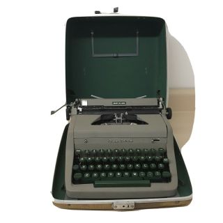 Vintage Royal Quiet Deluxe Green Keys Portable Typewriter Green Hard Shell Case